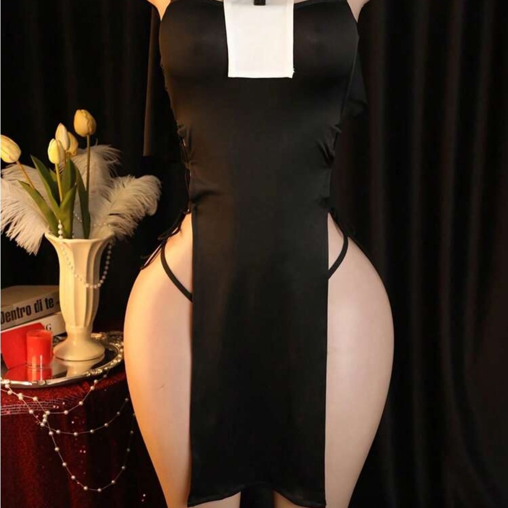 SHEIN Black and White Cutout Bodycon Dress